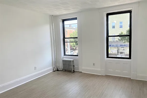 Rented by Douglas Elliman | media 7