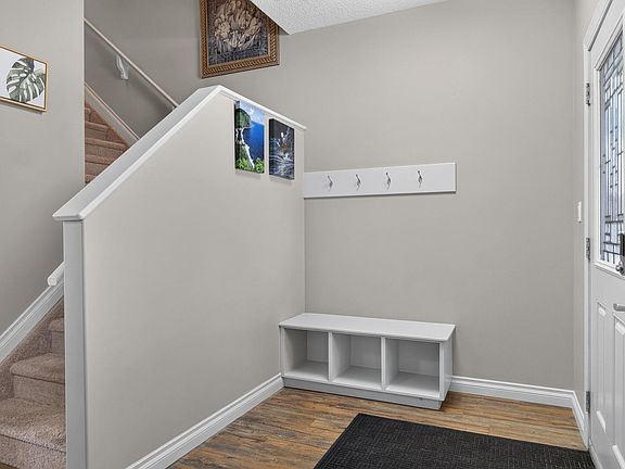 4th image of 21 Currant Cres