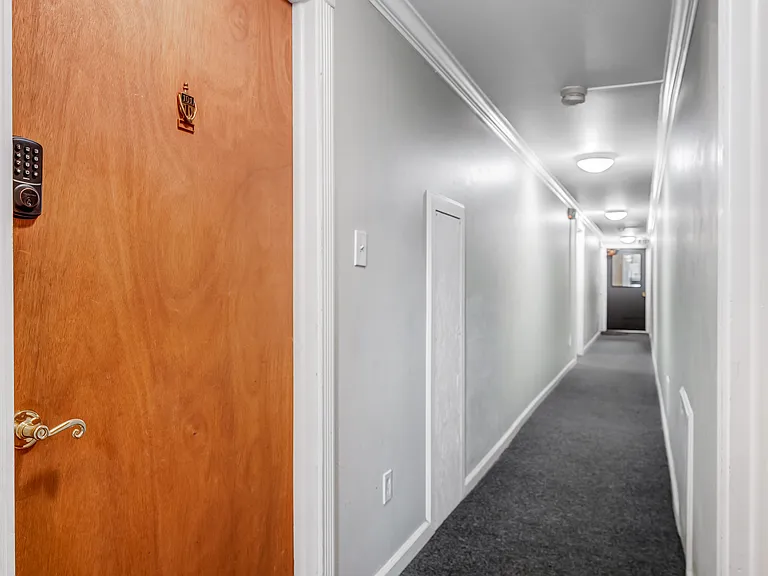 1 S Pennsylvania St #101 — Photo 6