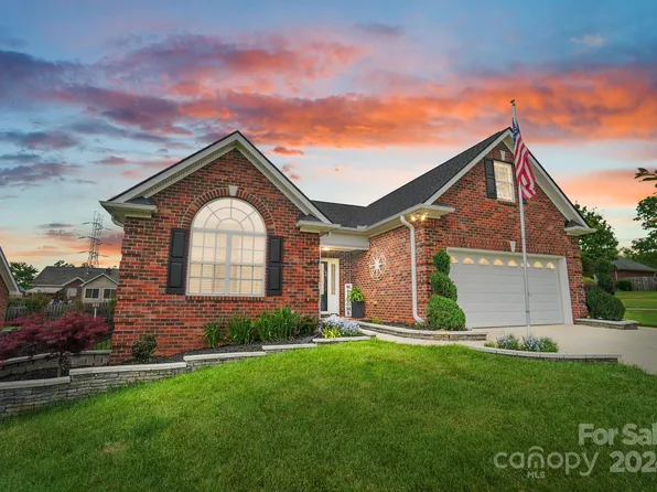 12751 Hill Pine Rd, Midland, NC 28107