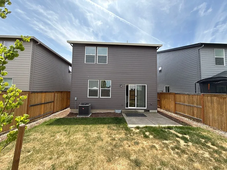 4833 Thyme Ave NE — Photo 22