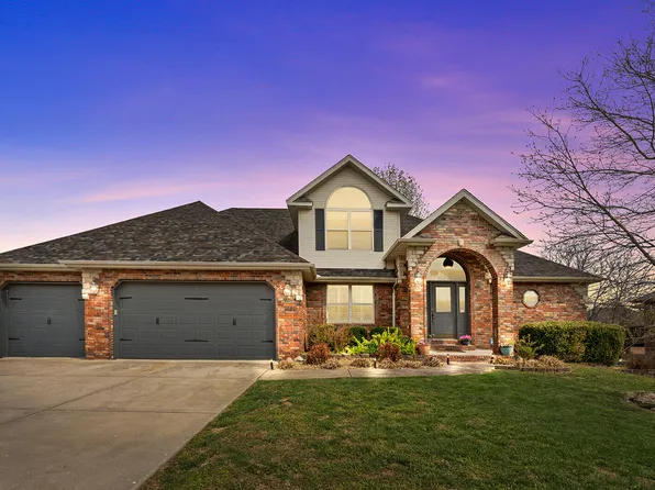 2712 N 25th Street, Ozark, MO 65721