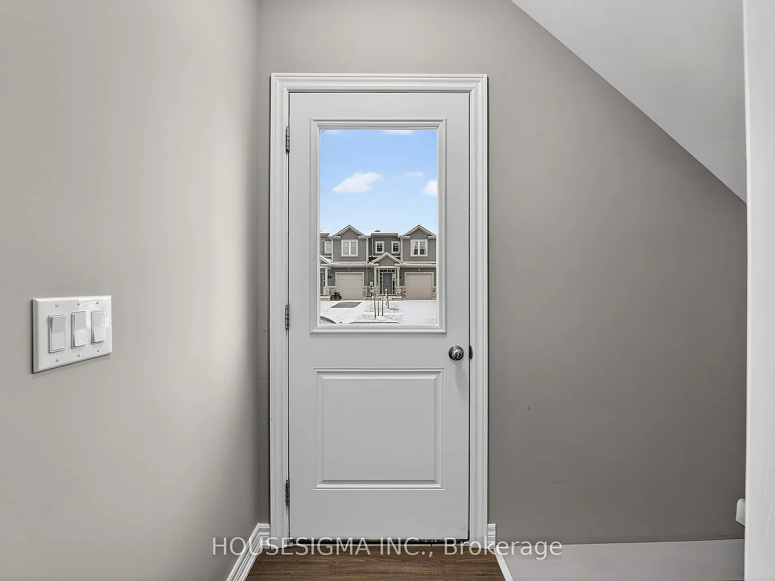 2 bed, $1,800 — Photo 4