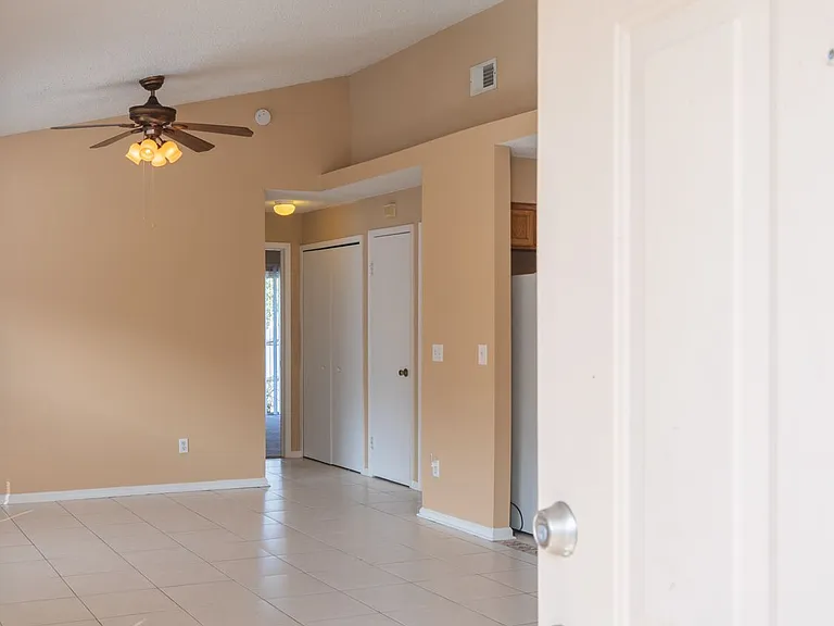 2548 Americas Cup Cir E — Photo 6