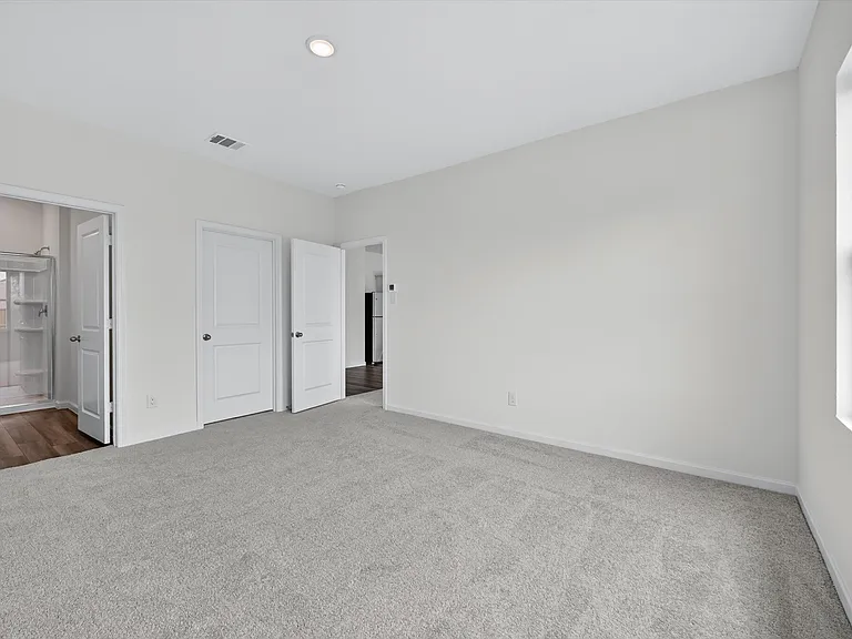 1301 Elliott Rd — Photo 14