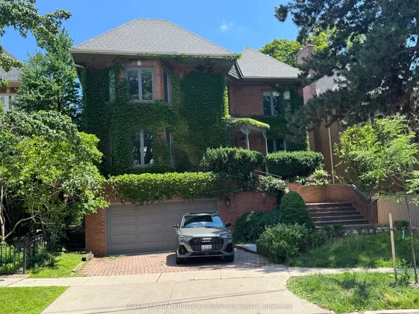 1 Scarth Rd, Toronto, ON M4W 2S5