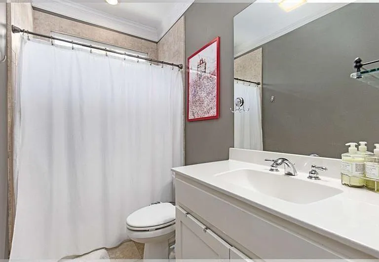 1390 Marion Walk SE — Photo 39