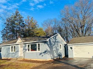55 Coventry Cir, North Haven, CT 06473
