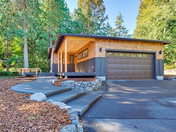 2nd image of 831 Kala Point Dr