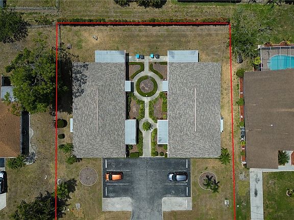 2nd image of 918 SE 24th Ave APT A