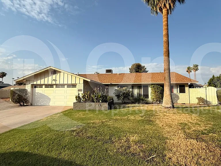 4422 S McAllister Ave — Photo 3