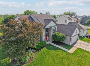 1995 Ridgemore Dr, Bartlett, IL 60103