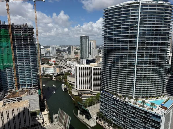 465 Brickell Ave APT 3906, Miami, FL 33131