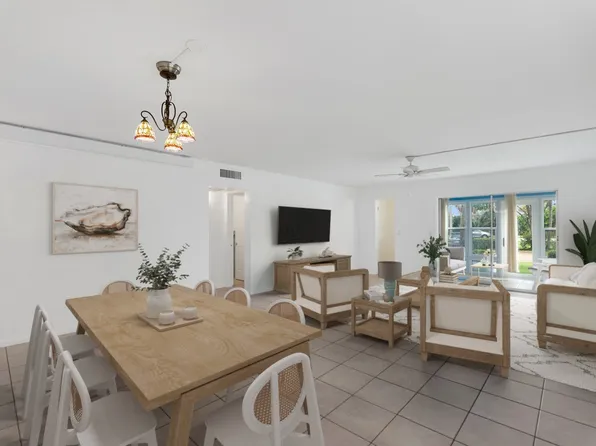 2333 Indian River Blvd APT 101, Vero Beach, FL 32960