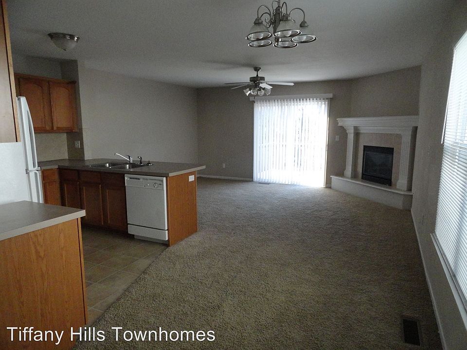 1st image of 8896 N Helena Ave