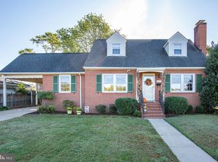 452 Riverside Dr, Fredericksburg, VA 22401