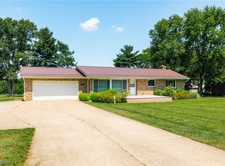 14138 Nussbaum Rd, Dalton, OH 44618