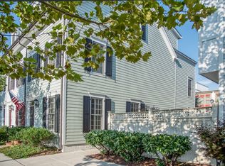 836 N Columbus St, Alexandria, VA 22314