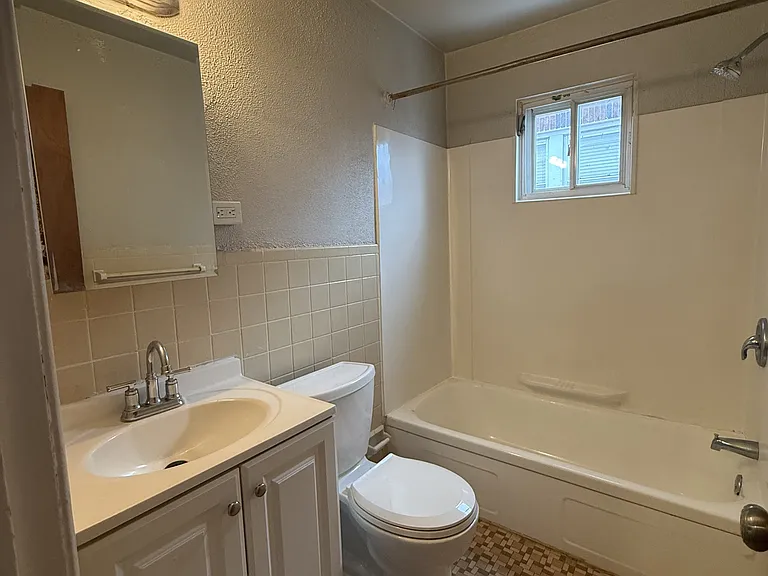 11627 Harvard Ave #2 — Photo 9