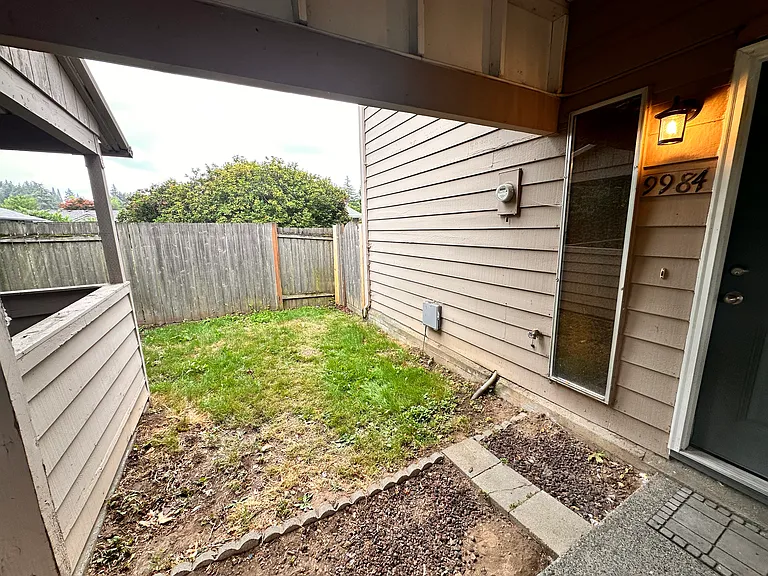 9984 SW Garrett St — Photo 30