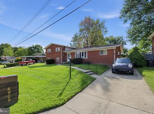 6909 Calvin St, Fort Washington, MD 20744