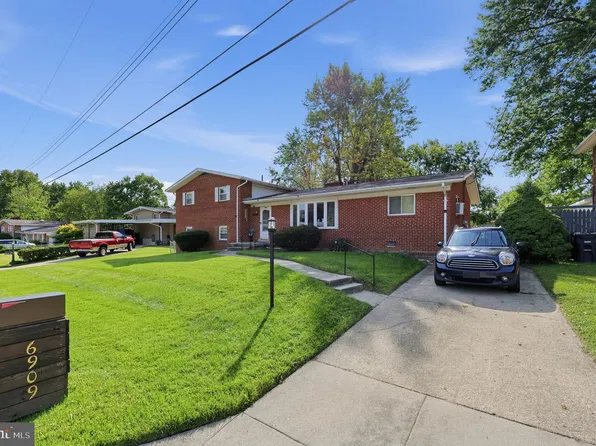 6909 Calvin St, Fort Washington, MD 20744