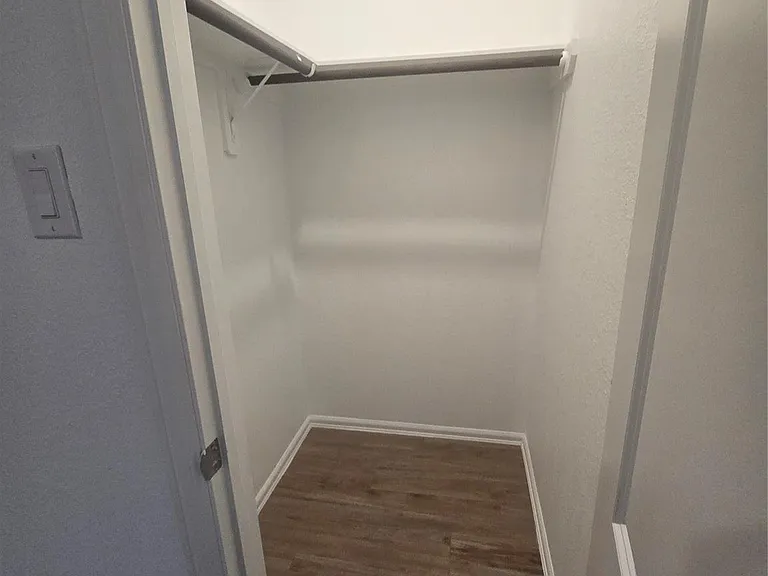 9919 Kingston Liberty Ln — Photo 14
