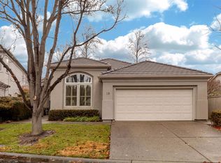 18 Watershore Cir, Sacramento, CA