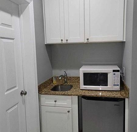 5th image of 8237 Mulligan Cir #3513