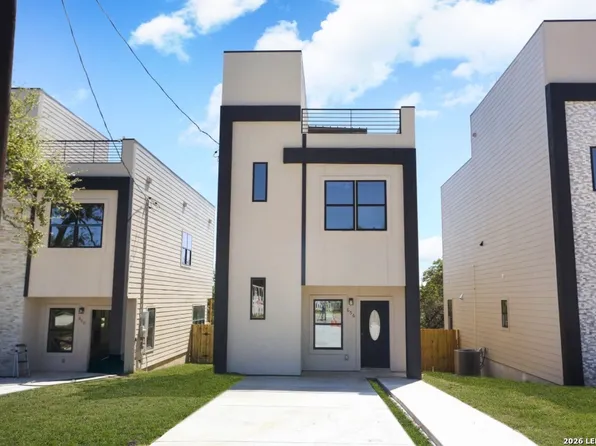 650 Canyon Circle, Canyon Lake, TX 78133