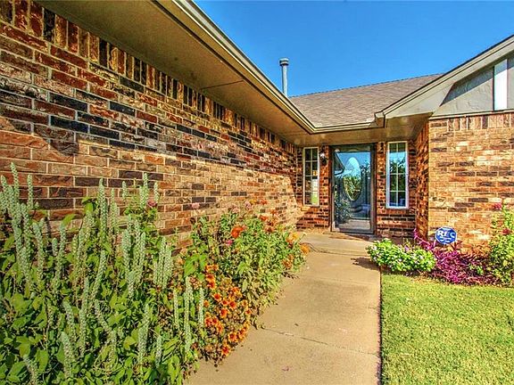 4th image of 205 W Grand Teton Ct