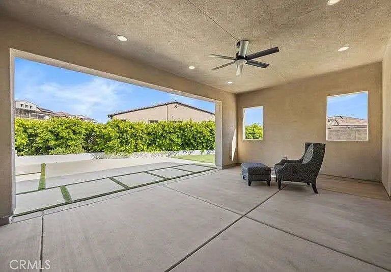 5427 Heritage Oak Dr — Photo 25