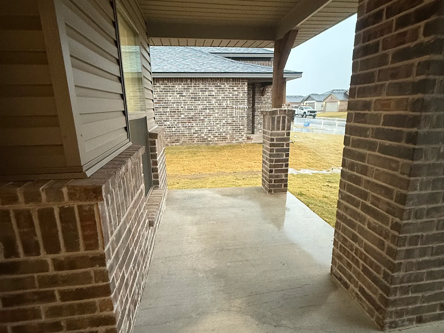 3011 Swenson St — Photo 4