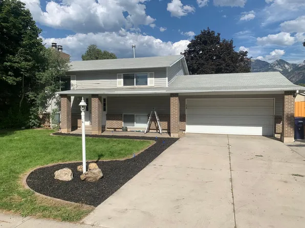 8221 S Bettina Ln, Sandy, UT 84093