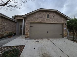 1030 Carolyn Cv, New Braunfels, TX 78130