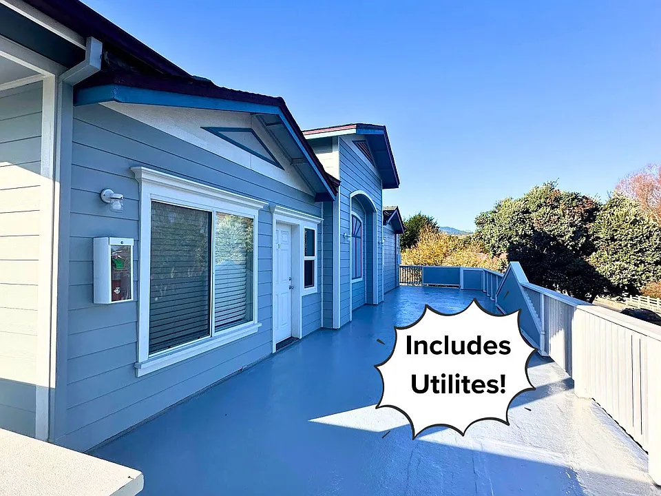 300 Main St #208