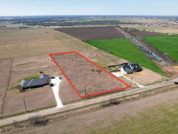 2nd image of 7408 County Road 205
