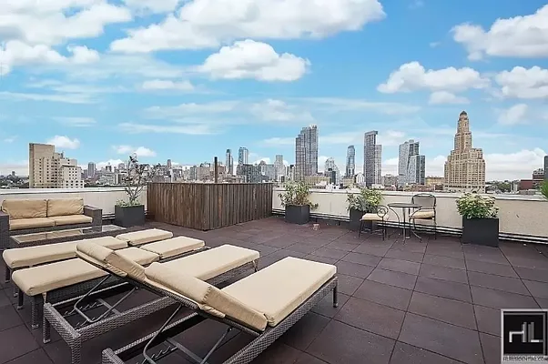 Rented by Highline Residential | media 9