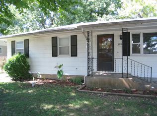 309 S College St, Stockton, MO 65785