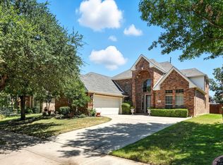 8220 Holliday Rd, Lantana, TX 76226