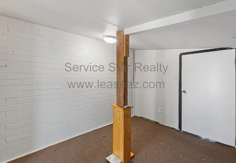 5513 W Waltann Ln — Photo 12