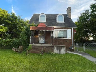 6732 Varjo St, Hamtramck, MI, 48212