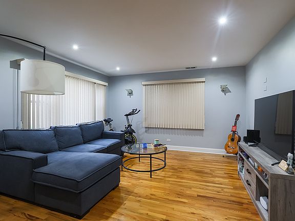 2nd image of 4633 Madison St APT 103