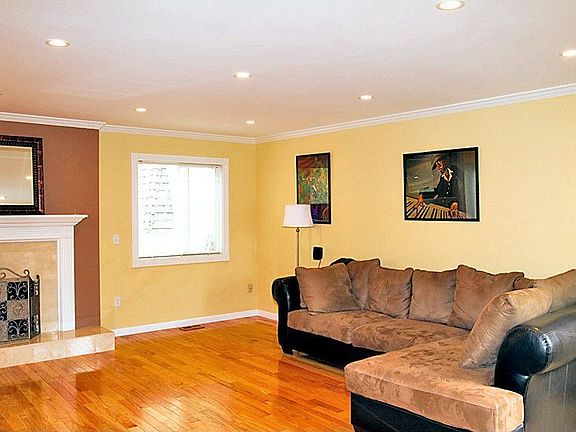 4th image of 2634 175th Ave NE