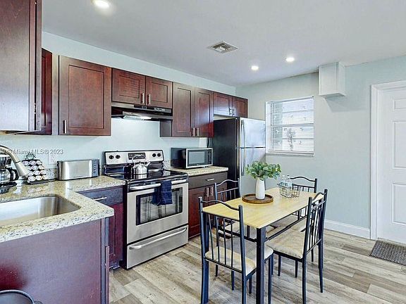 2nd image of 236 SE 9th Ave APT 1