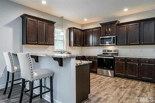 2nd image of 114 Lasswade Ct