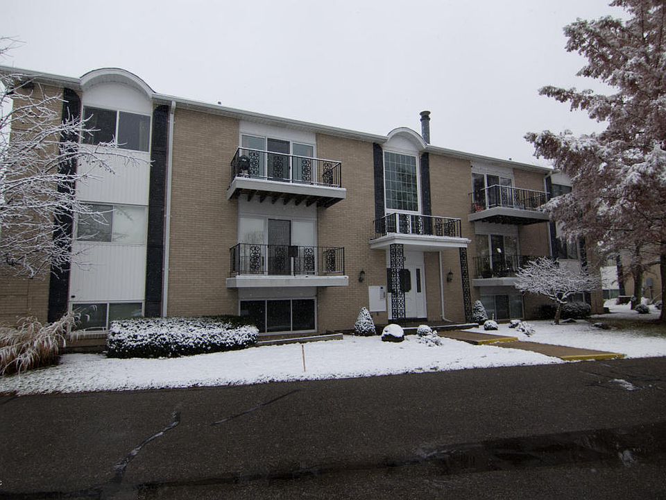 1st image of 2759 Leonard St NW APT B2