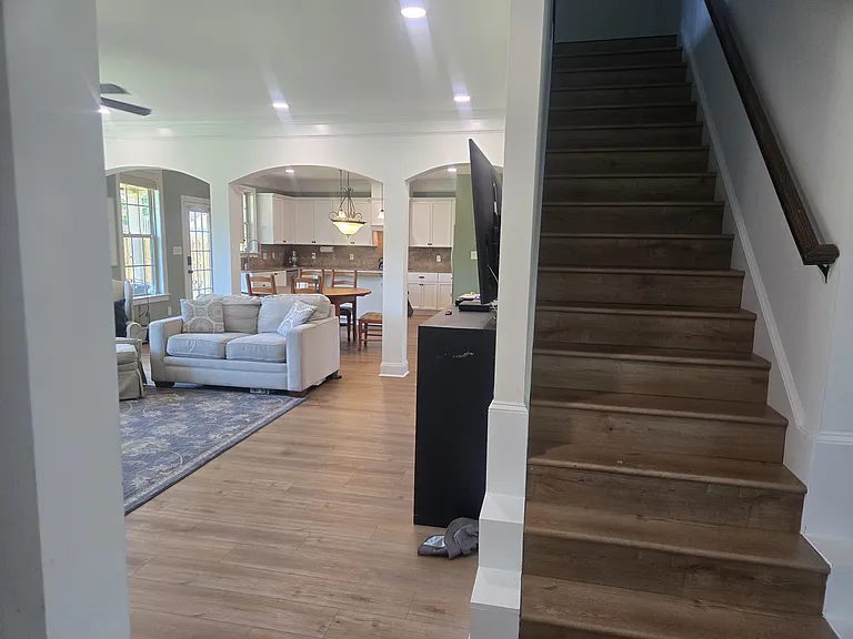 238 Seaton Ave — Photo 13