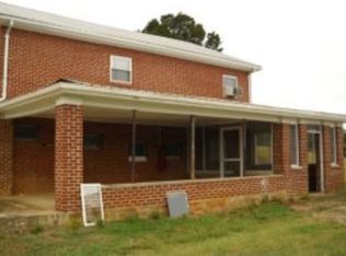 225 Flag Branch Rd, Greeneville, TN 37743