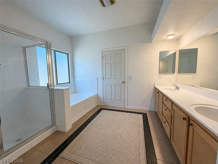 3545 Sweden St — Photo 27